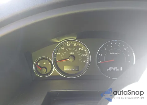 2008 Jeep Commander Sport z USA, uszkodzony, nr VIN 1J8HH48K18C155586